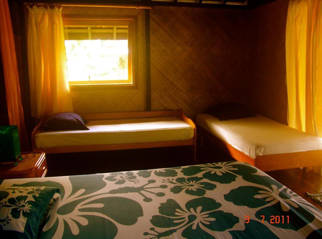 Tauhanihani Village Lodge La Vague Bleue Teahupoo Quarto foto